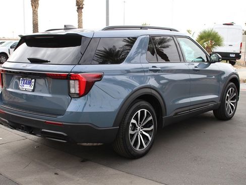Certified 2025 Ford Explorer ST-Line w/ Premium Package image 8
