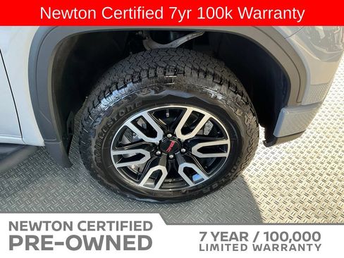Used 2024 GMC Sierra 1500 AT4 w/ Technology Package AWD/4WD image 71
