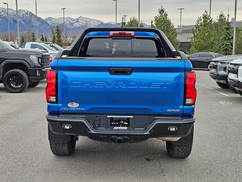 Used 2024 Chevrolet Colorado ZR2 w/ Technology Package image 4