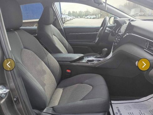 Used 2022 Toyota Camry LE w/ Cold Weather Package FWD image 8