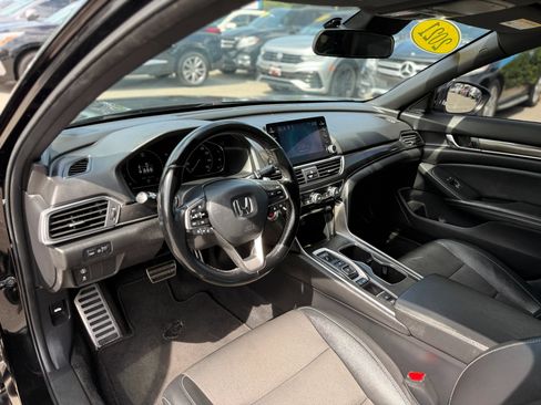 Used 2021 Honda Accord Sport image 16
