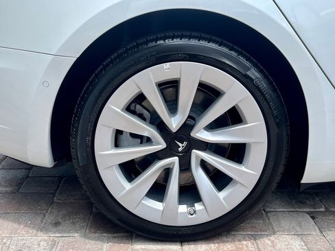 Used 2022 Tesla Model 3 image 13