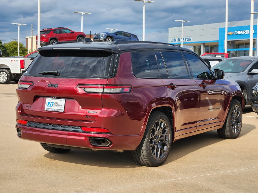 Used 2023 Jeep Grand Cherokee L Summit w/ High Altitude Package AWD/4WD image 5