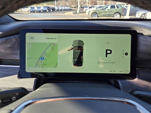 Used 2022 Rivian R1S Launch Edition image 24