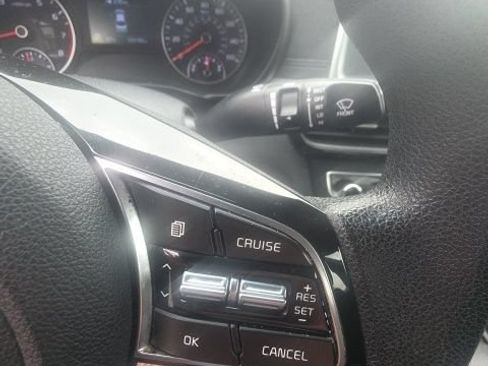 Used 2019 Kia Optima LX FWD image 15