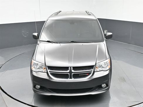 Used 2020 Dodge Grand Caravan SXT image 23