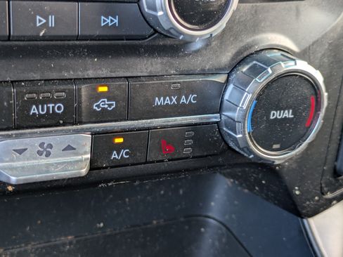 Used 2024 Ford F150 XLT w/ Equipment Group 302A MID RWD image 28