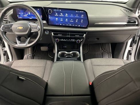 Used 2024 Chevrolet Traverse LT FWD image 49