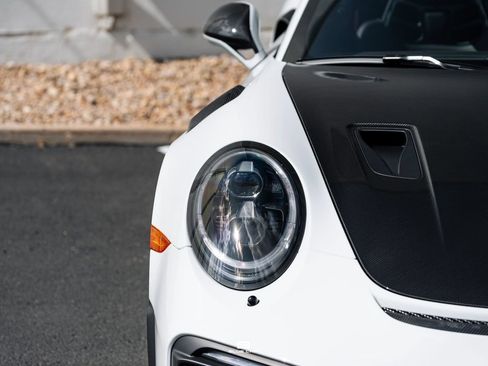 Used 2018 Porsche 911 GT2 RS RWD image 8