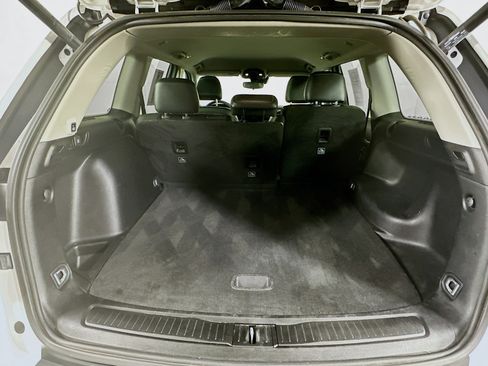 Used 2023 Jeep Grand Cherokee Limited RWD image 29