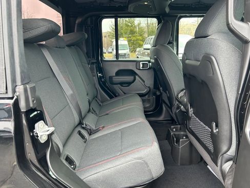 New 2026 Jeep Gladiator Rubicon image 24