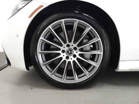Used 2024 Mercedes-Benz S 580 4MATIC Sedan w/ AMG Line image 39