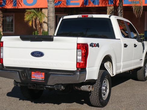 Used 2019 Ford F250 XL w/ Power Equipment Group AWD/4WD image 9