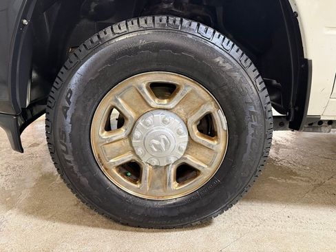 Used 2022 RAM 2500 Tradesman image 32