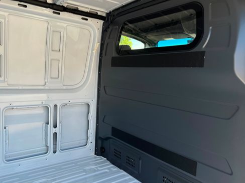 New 2026 Mercedes-Benz Sprinter 2500 image 16