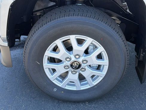 New 2026 Toyota Tacoma SR5 RWD image 9
