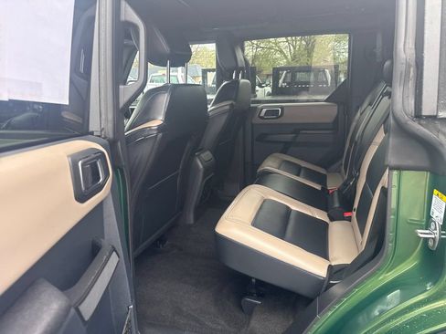 Used 2024 Ford Bronco Wildtrak AWD/4WD image 15