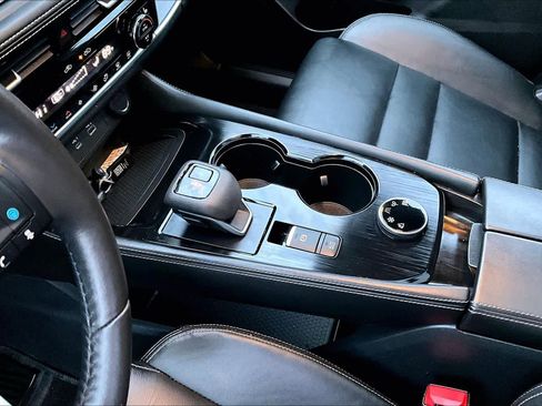 Used 2021 Nissan Rogue SL image 15