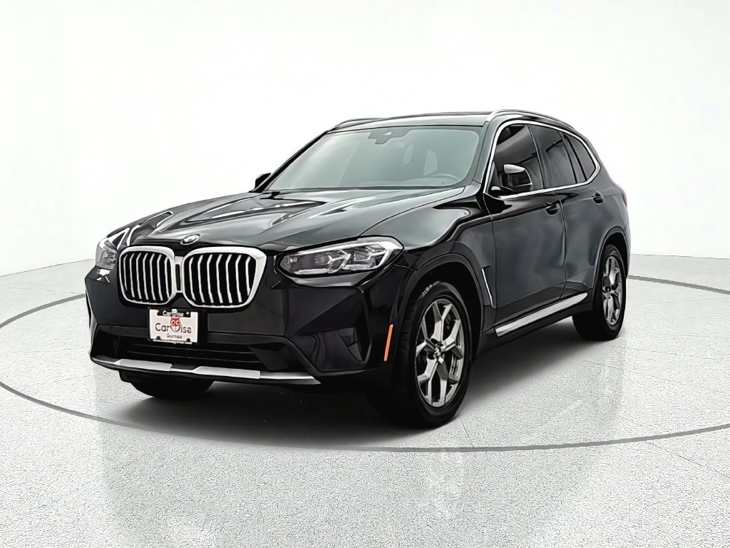 Used 2024 BMW X3 xDrive30i AWD/4WD image 2