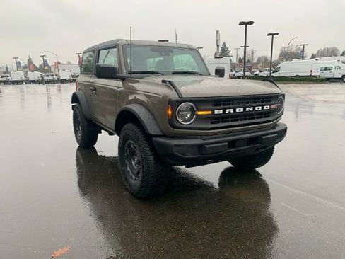 New 2025 Ford Bronco Base w/ Sasquatch Package image 8