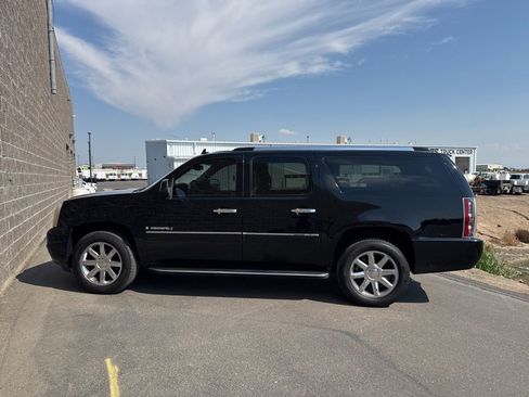 Used 2008 GMC Yukon XL Denali image 6