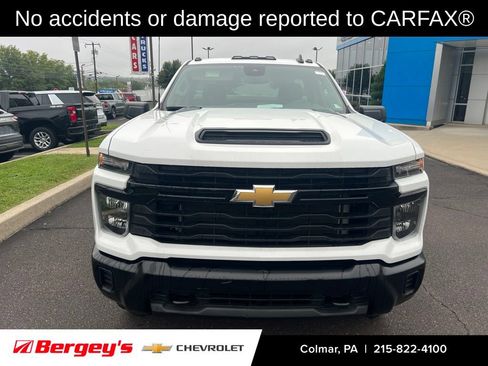 Used 2024 Chevrolet Silverado 3500 W/T w/ WT Convenience Package AWD/4WD image 2