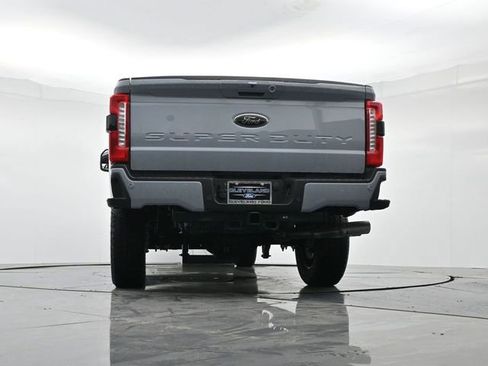 New 2026 Ford F250 Lariat w/ Black Appearance Package image 36
