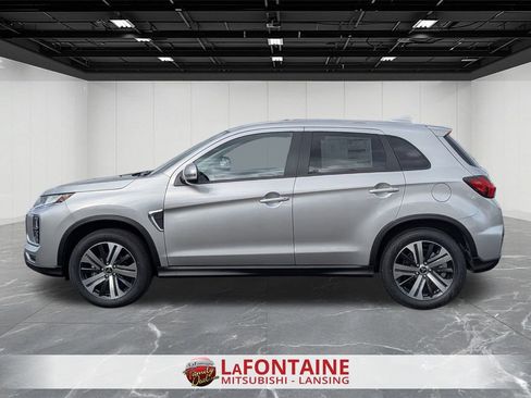 New 2025 Mitsubishi Outlander Sport SE image 2