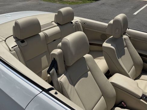 Used 2013 BMW 328i Convertible RWD image 10