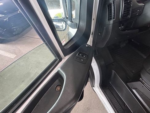 Used 2023 RAM ProMaster 2500 FWD image 25