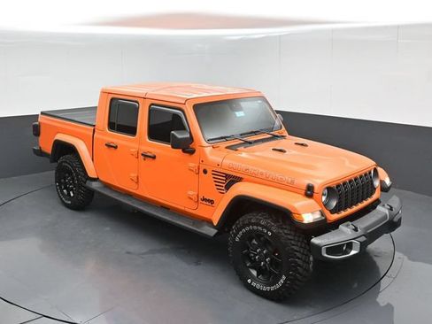 Used 2025 Jeep Gladiator Sport AWD/4WD image 37