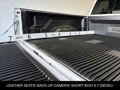 Used 2018 RAM 2500 SLT AWD/4WD image 9