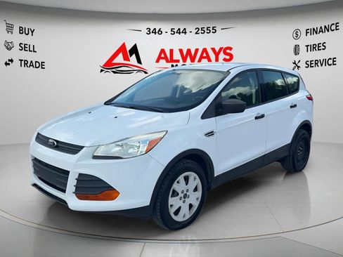 Used 2013 Ford Escape S FWD image 1