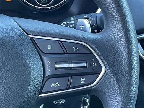 Used 2023 Hyundai Santa Fe SE image 14