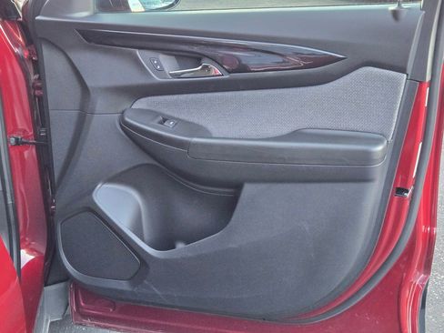 Used 2025 Chevrolet TrailBlazer LT image 5