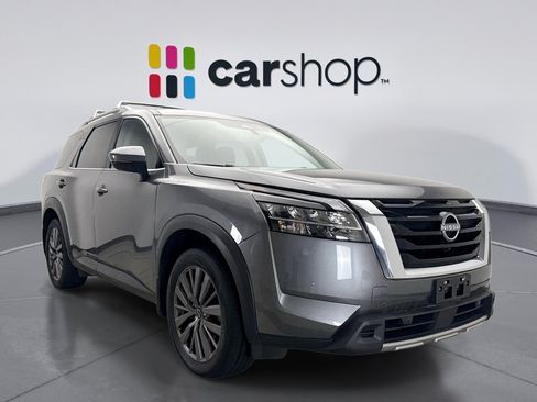 Used 2024 Nissan Pathfinder SL w/ SL Premium Package AWD/4WD image 7