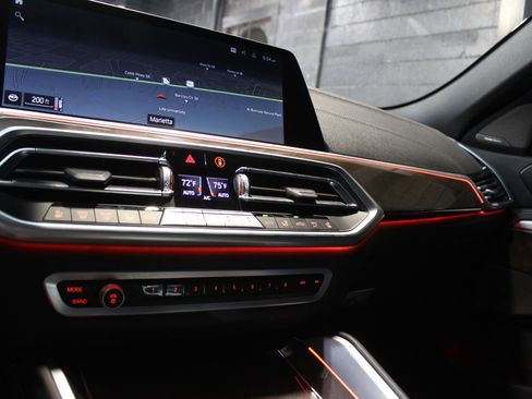 Used 2023 BMW X6 xDrive40i w/ M Sport Package image 51