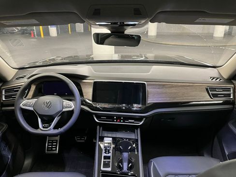 New 2026 Volkswagen Atlas SEL Premium R-Line image 7