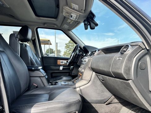 Used 2015 Land Rover LR4 HSE LUX image 21