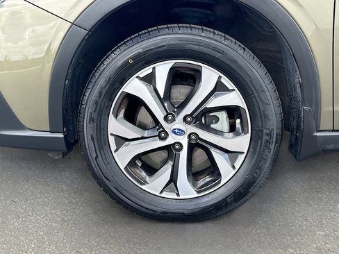 Used 2020 Subaru Outback Touring XT AWD/4WD image 35