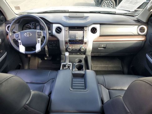 Used 2019 Toyota Tundra Limited w/ Limited Premium Package image 9