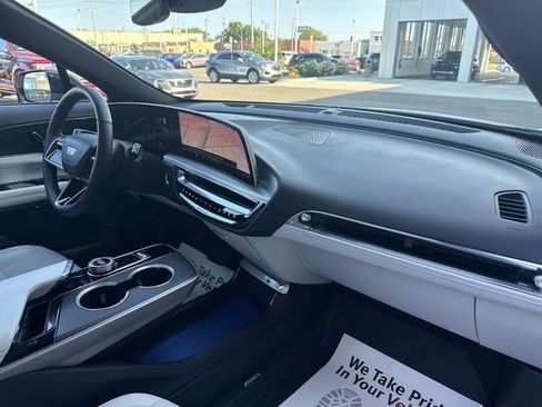 Certified 2024 Cadillac Lyriq Luxury w/ LPO, Floor Liner Package AWD/4WD image 52