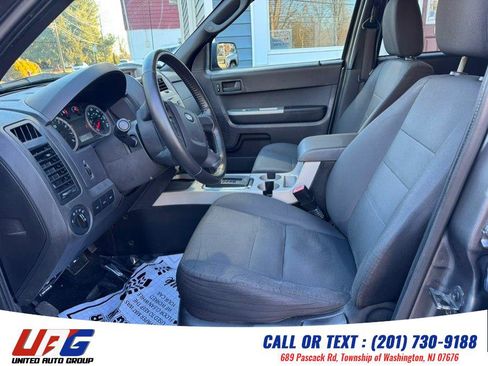 Used 2011 Ford Escape XLT w/ 202A Rapid Spec Order Code image 7