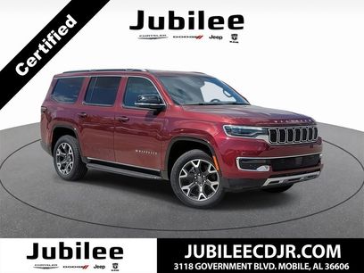 Used 2024 Jeep Wagoneer Series III w/ Rear Seat Video Group 1