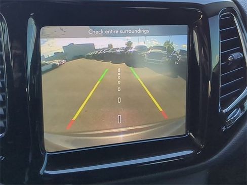 Certified 2019 Jeep Compass Limited image 27