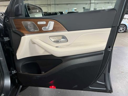 Used 2024 Mercedes-Benz GLE 450 4MATIC image 10