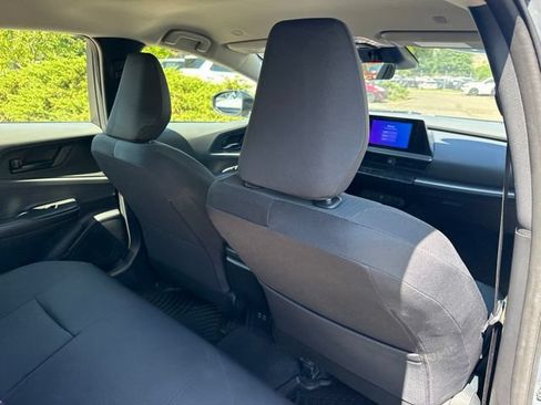 Used 2024 Toyota Prius LE FWD image 24