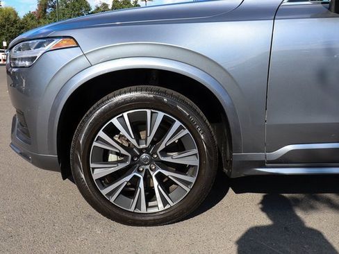 Used 2020 Volvo XC90 T5 Momentum w/ Protection Package image 28