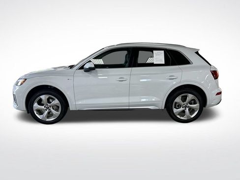 Used 2023 Audi Q5 2.0T Premium Plus w/ Premium Plus Package AWD/4WD image 2