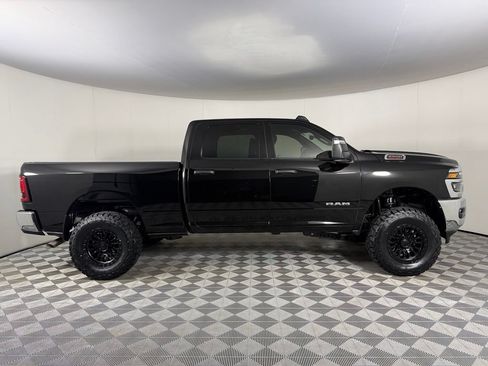 Used 2025 RAM 2500 Big Horn AWD/4WD image 7